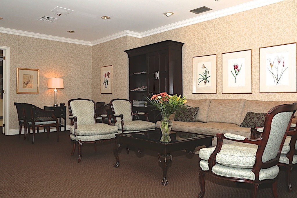 Suite 704 reception waiting lounge